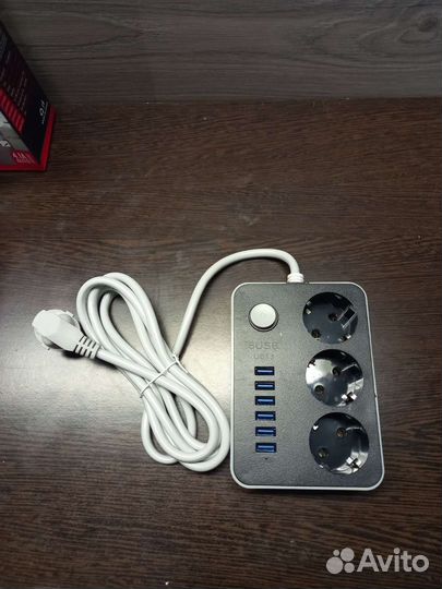 Сетевой фильтр 3 гнезда / 6 USB