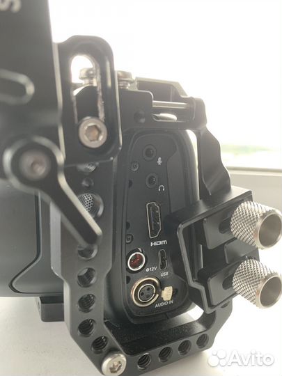 Blackmagic pocket cinema camera 6k + клетка