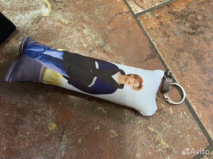 Брелок stray kids феликс