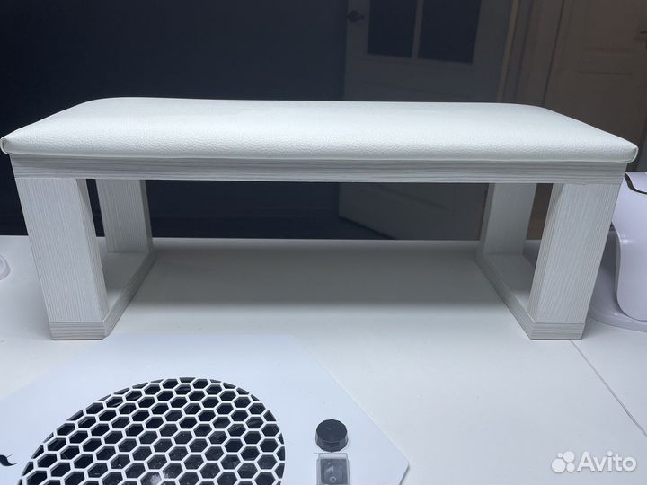 Подставка под руку для маникюра