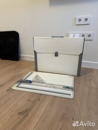 Чертежная доска