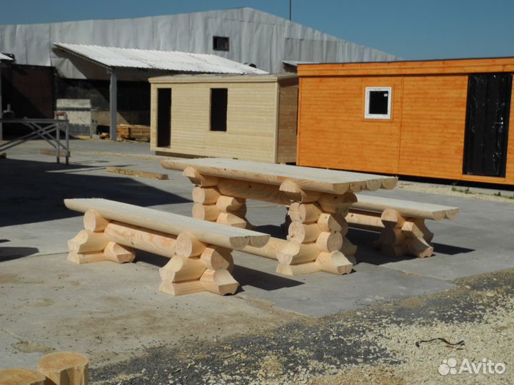 Сруб стола с лавками из бревна для Бани