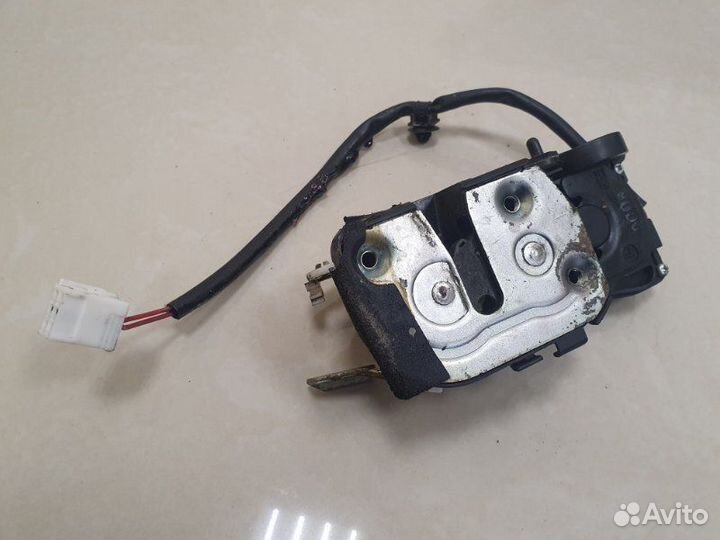 Замок задней левой двери Haima 3 седан HM483Q-A