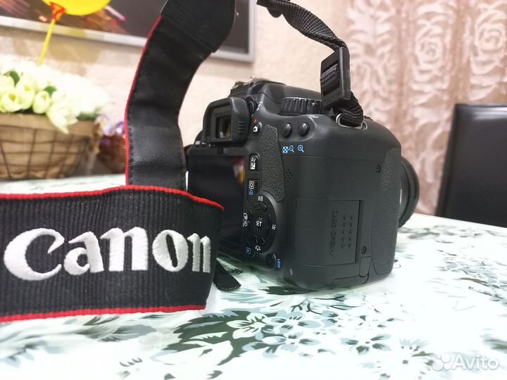 Фотоаппарат Canon,зеркальный фотоаппарат