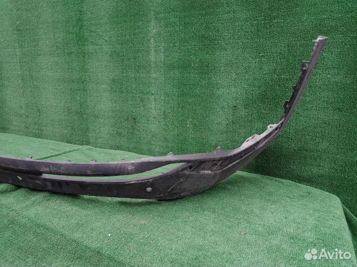 Спойлер заднего бампера Hyundai santa fe 4