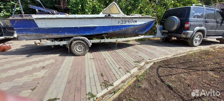 Катер Восток