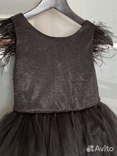 Праздничное платье для девочки (134р)