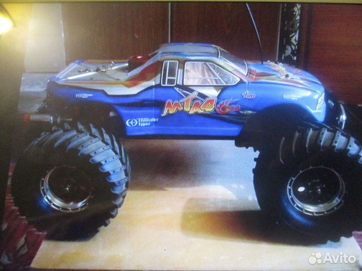 Джип на радиоуправлении с двс