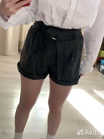 Шорты женские кожаные