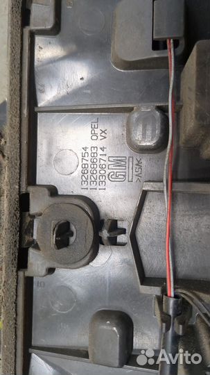 Подсветка номера Opel Meriva 2010, 2012