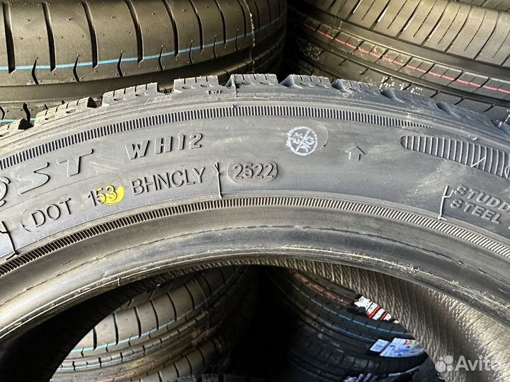 Sailun Ice Blazer WST1 235/45 R17