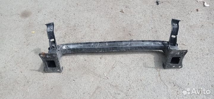 Усилитель переднего бампера skoda Kodiaq 2016 г