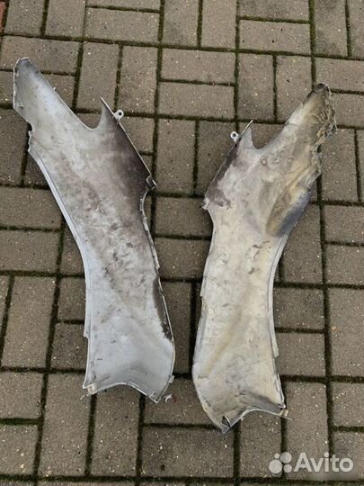 Боковой пластик Honda Dio 34