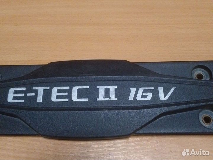 Крышка двигателя Chevrolet Cruze J300 F16D3