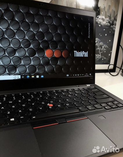 Lenovo ThinkPad T490 i7-8665U 4.8Gh/32Gb/256SSD