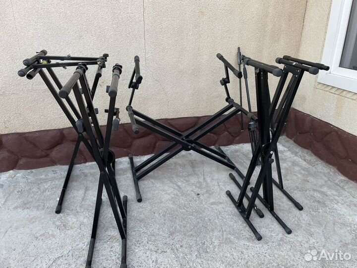 Стойки для Синтизаторов Микрафонов Калонок