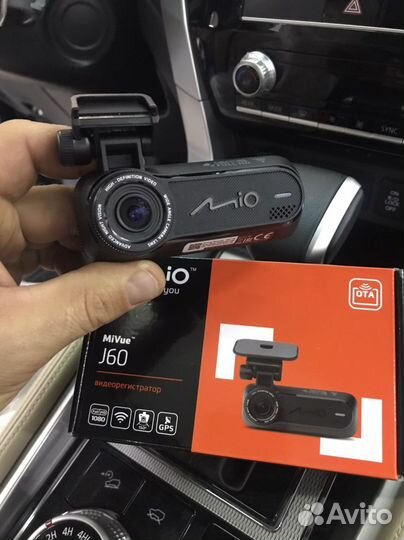 Установка видеорегистратора в авто с выездом