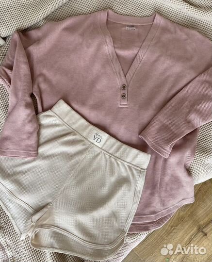 Вафельный костюм рубашка и шорты juse