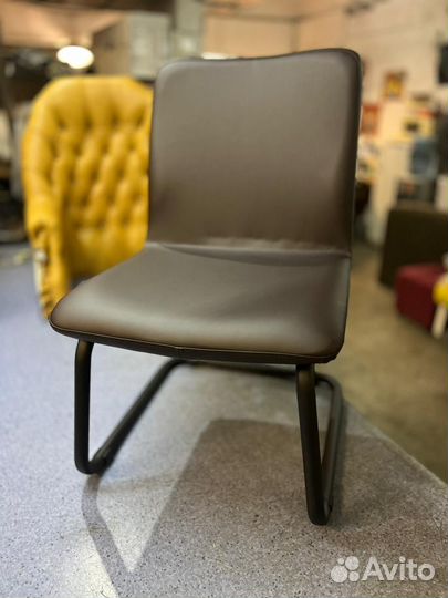 Кресло на полозьях