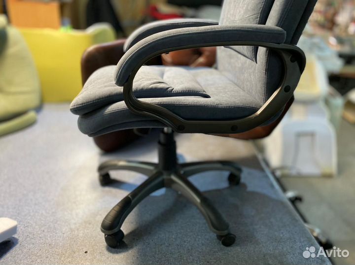 Компьютерное кресло