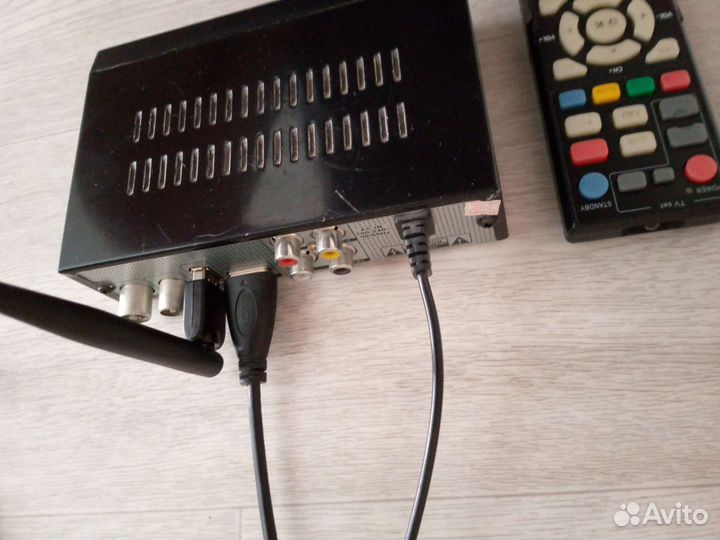 Ресивер тв приставка Интернет Oriel 4210