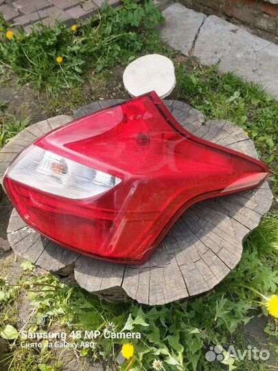 Фара правая задняя ford focus 3