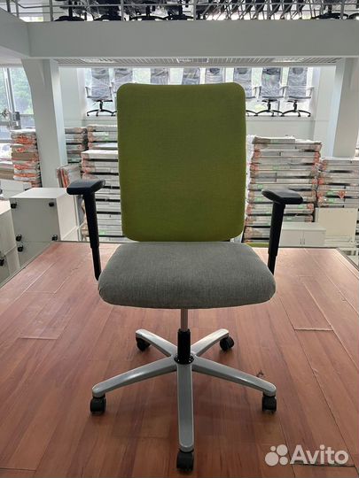 Офисное кресло (Германия)