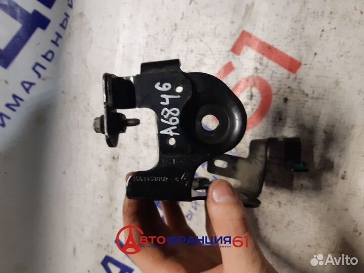 Кронштейн, 166345880R renault dokker, 3033945