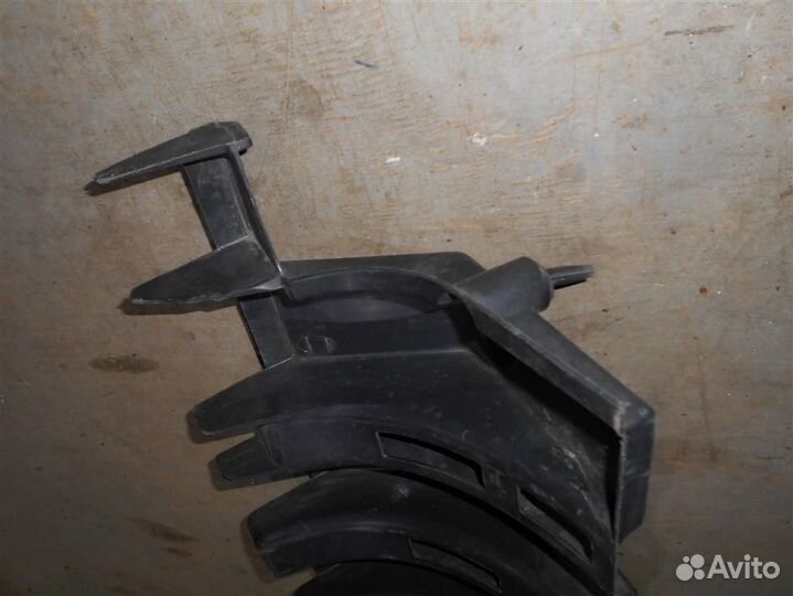 Усилитель заднего бампера от Peugeot 3008 2010-20