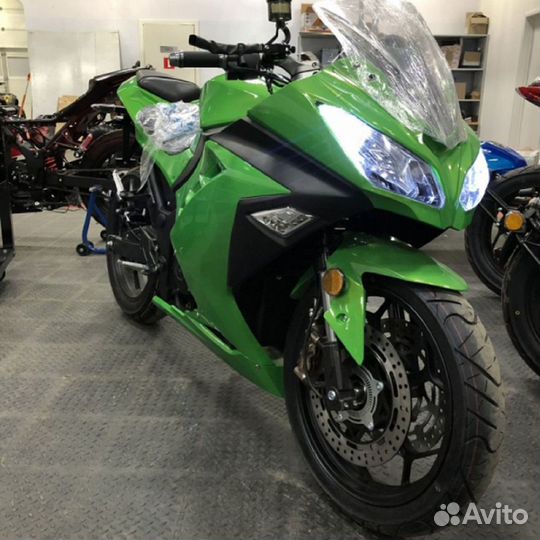 Электромотоцикл ECO Kawasaki Ninja MK витрина