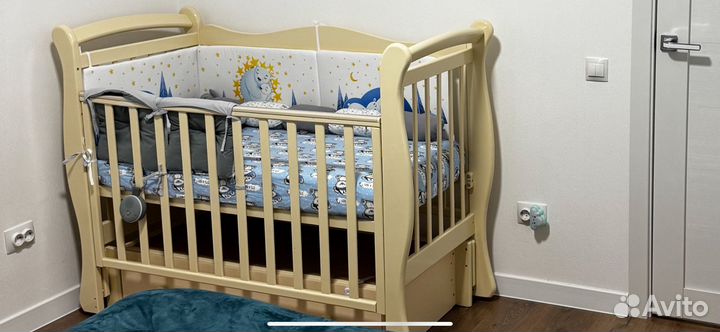Кроватка детская