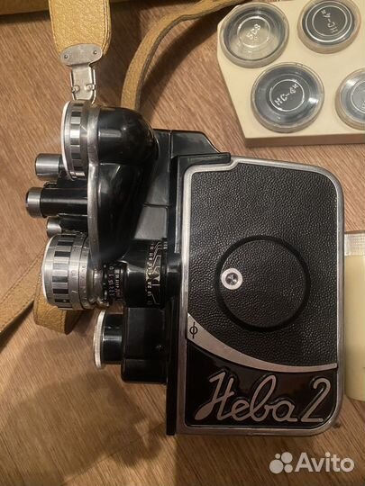 Кинокамера Нева - 2