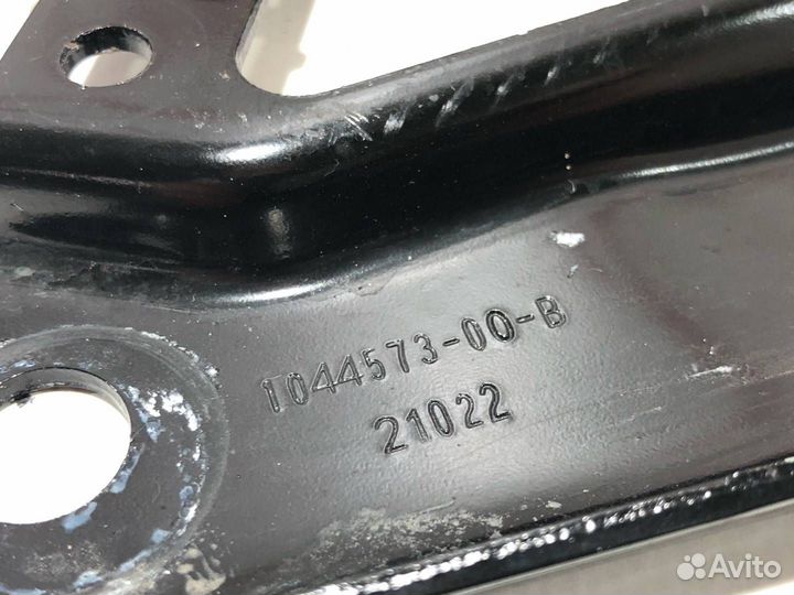 Пластина заднего подрамника Tesla Model Y 2021