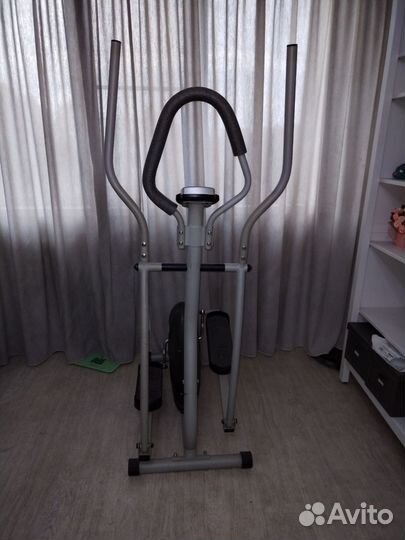 Эллиптический тренажер