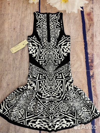 Подиумное бандажное платье Nicole Miller XS/S