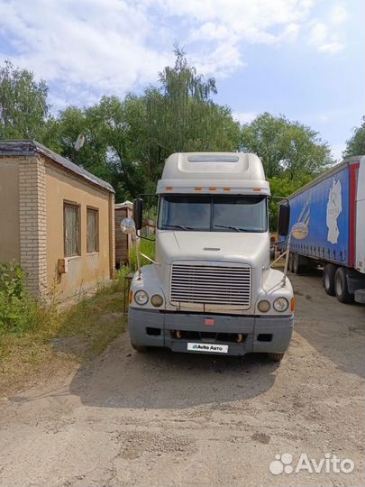 Freightliner Century Class с полуприцепом, 1999