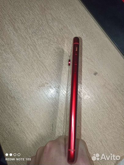 iPhone xr 64gb red