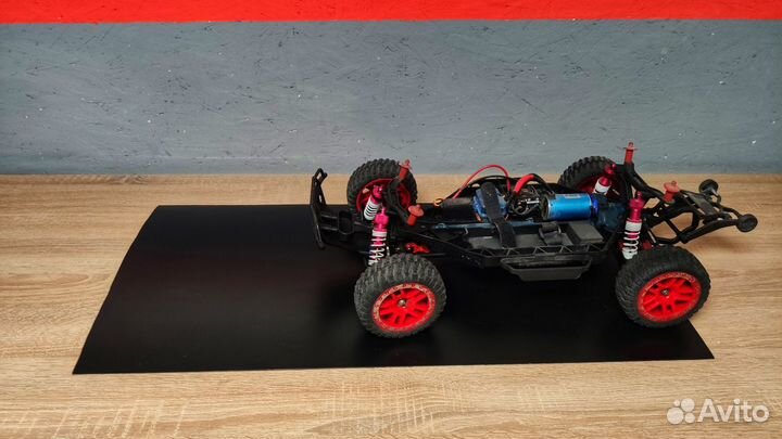 Листовой полимерный ударопрочный пластик