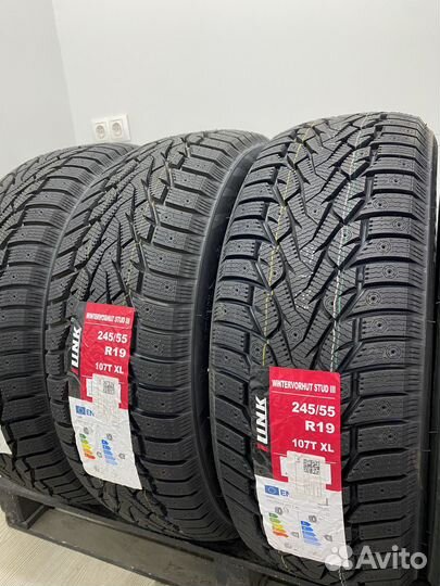 iLink Wintervorhut Stud III 245/55 R19 104T