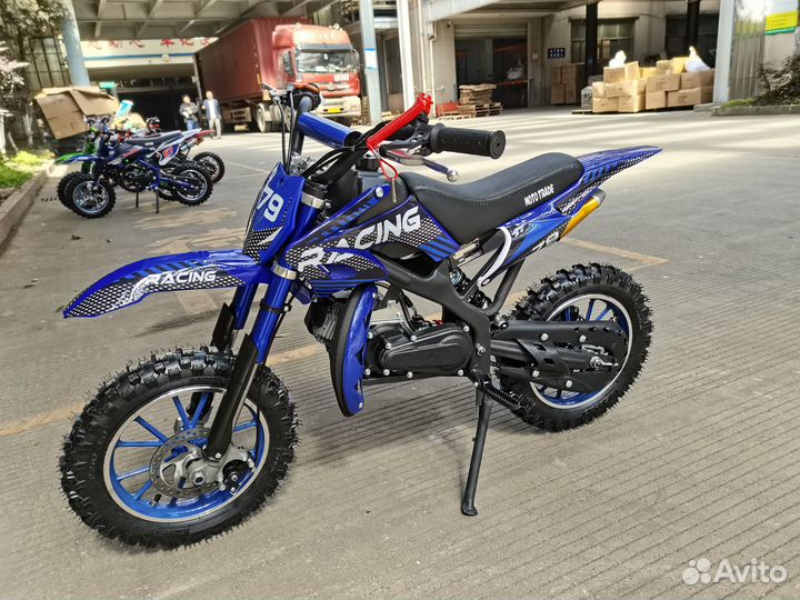 Кроссовый мотоцикл