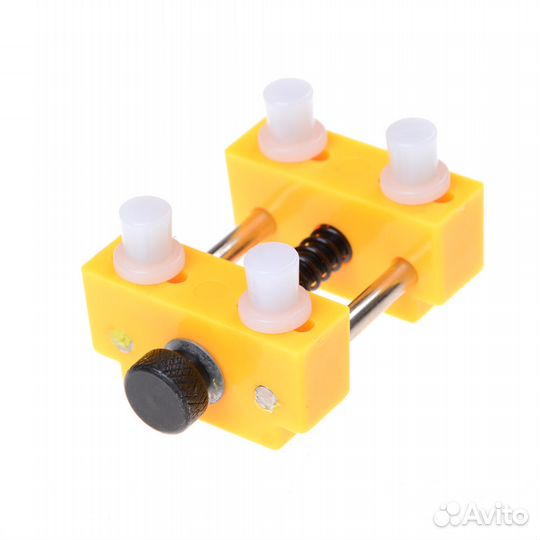 Часовые тиски для замены батареек