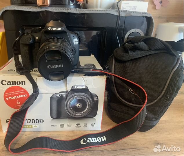 Зеркальный фотоаппарат canon 1200d