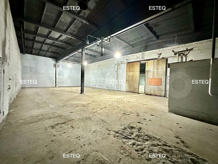 Производственно-складское, 986 м²