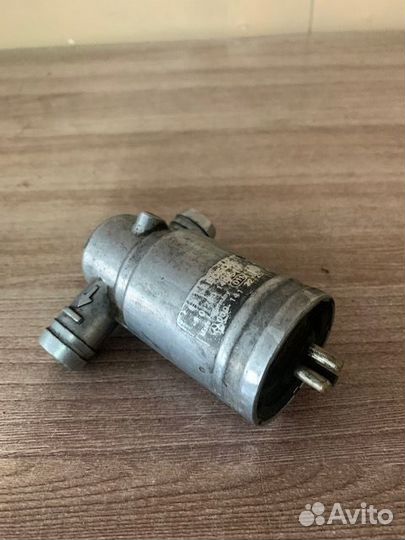 Клапан холостого хода Mercedes Benz W201/124/463/1