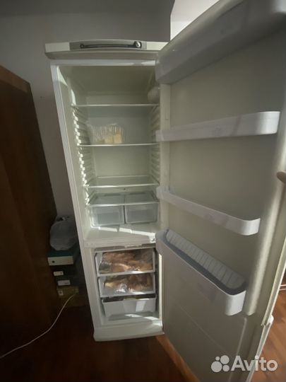 Холодильник бу indesit