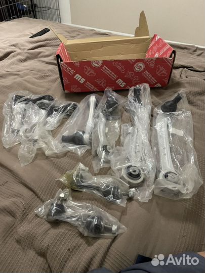 Комплект заднтх рычагов бмв x5 e 70