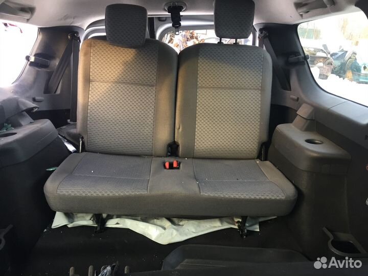 8 В наличии салон на LADA Largus Cross 2016 год
