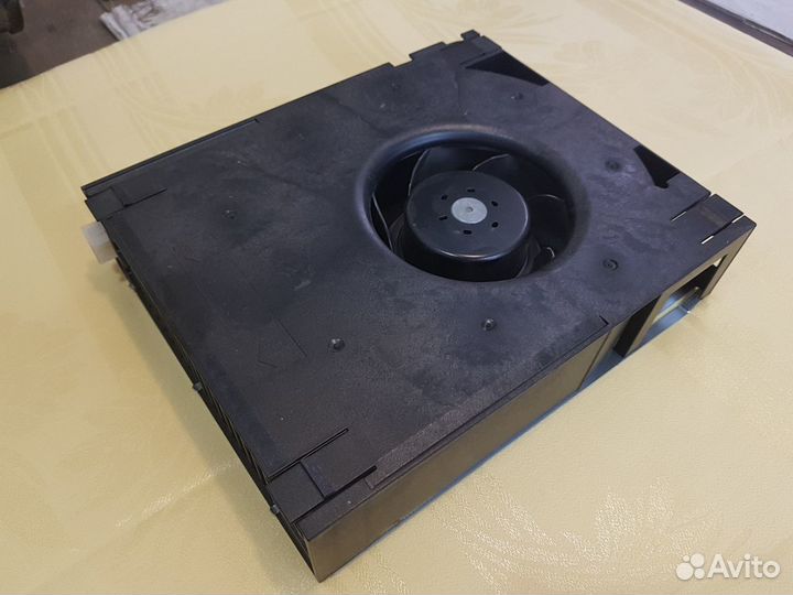 Вентилятор постоянного тока RG 160-28/18 N