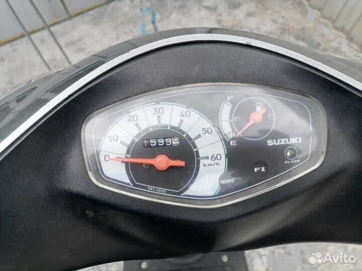 Suzuki address v50