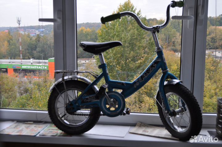 Детский велосипед на 3-5лет колеса накачаны